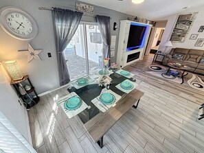 Smart-tv, pejs, videospil, bøger