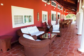 Outdoor dining - Villa Bella Paraíso Tropical en las Terrenas (Playa Estillero de la barbacoa, Las Terrenas)