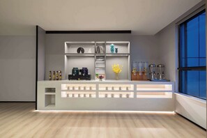 Breakfast area - Microtel By Wyndham Changsha South Railway Station (Changsha)