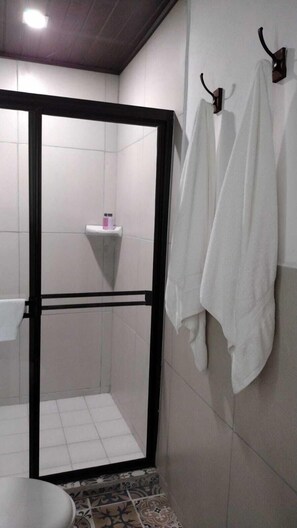 Habitación individual Confort, patio | Baño
