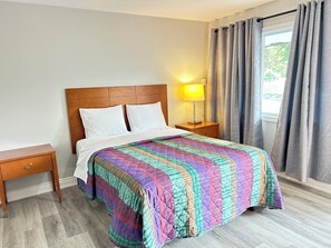 Habitación individual Deluxe, vistas al jardín | Escritorio, espacio para trabajar con un portátil, wifi gratis