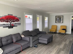 Smart TV, fireplace, offices