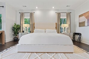 7 Schlafzimmer, Bügeleisen/Bügelbrett, kostenloses WLAN, Bettwäsche