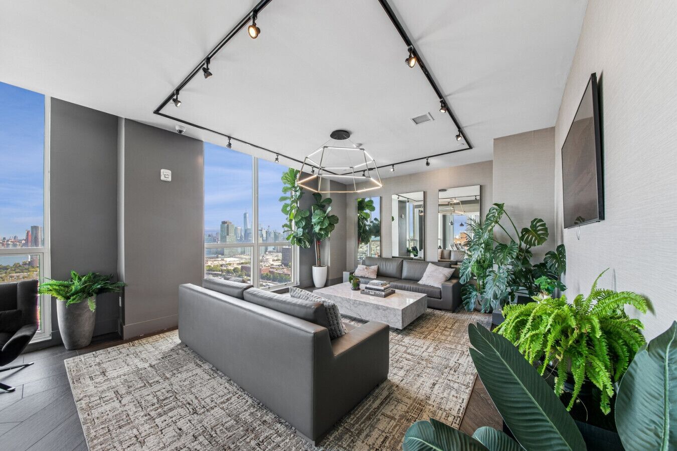 Smart TV, ping pong, offices