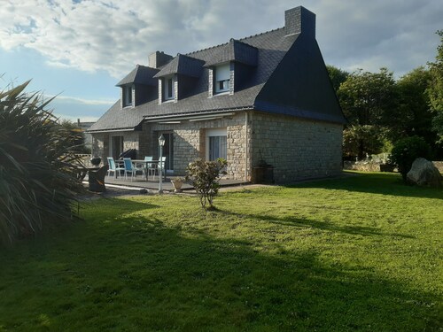 Très belle maison Bretonne avec piscine 