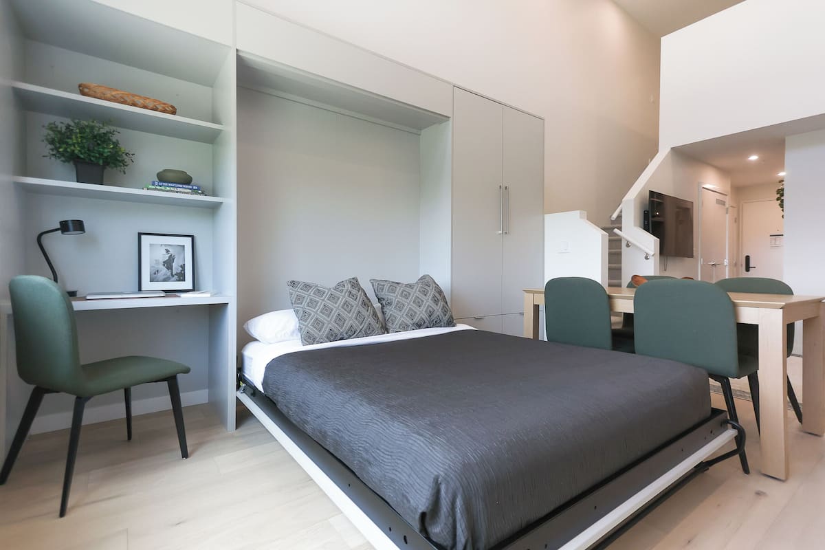 Eenvoudige loft | 1 slaapkamer, individueel gedecoreerd, individueel gemeubileerd