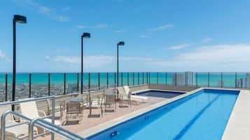 Piscina externa