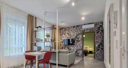 Green Home Apartment