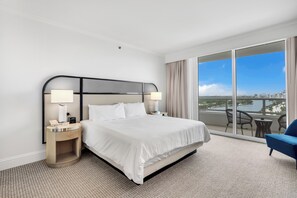 1 bedroom, iron/ironing board, WiFi, bed sheets - Tresor One Bedroom Suite North Fontainebleau (Miami Beach)