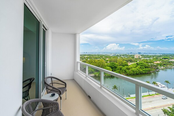 Property grounds - Tresor One Bedroom Suite North Fontainebleau (Miami Beach)