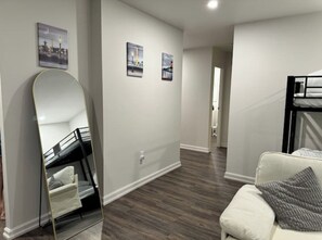 Interior - Modern Apt 1105 in Downtown Pittsburgh’s Heart (Pittsburgh)