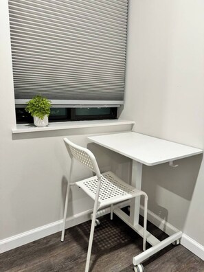 Interior - Modern Apt 1113 in Downtown Pittsburgh’s Heart (Pittsburgh)
