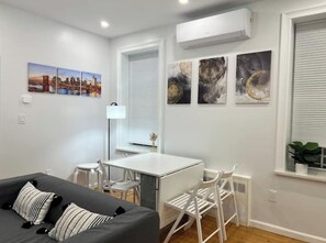 Living area - BK HOUSE-Lovely 2 bedroom rental unit in Brooklyn (Brooklyn)