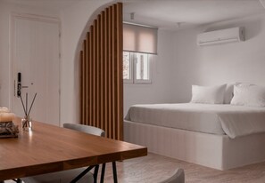 1 bedroom, in-room safe, free WiFi, bed sheets