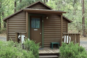 Exterior - Cabin #6 - Studio - No Fireplace (Payson)