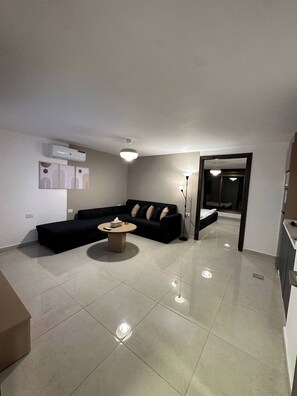 Appartement, 1 chambre, fumeur, vue sur la ville | Intérieur