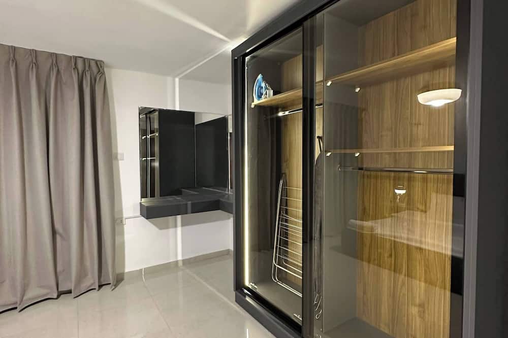 Stylish Luxe Apartment Fr