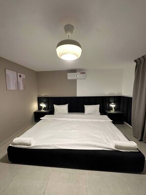 Apartment, 1 Bedroom, Smoking, City View | 1 bedroom