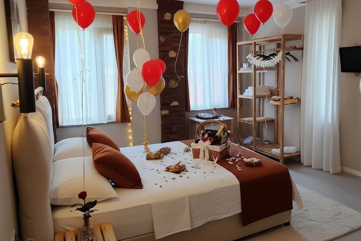 Honeymoon Double Room | Free WiFi