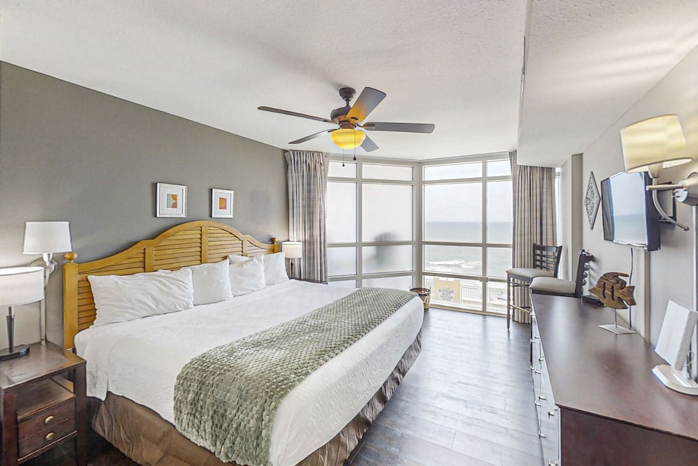 Picture of The Lake House on Canandaigua | Lakefront Resort in the Finger Lakes