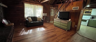 Cabin #8 - Ranch House