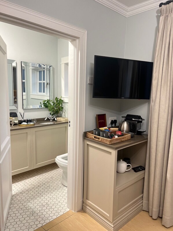 Caja de seguridad en la habitación y wifi gratis 