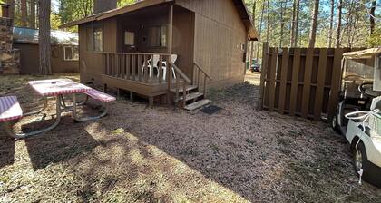 Cabin #10 - 2 Bedroom