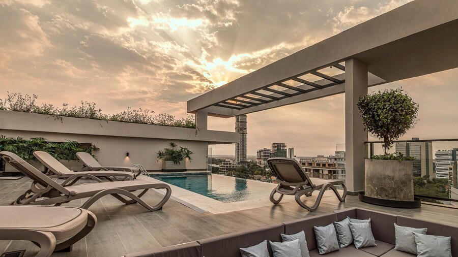 ZENTRUM Residences – By AVA Rentals