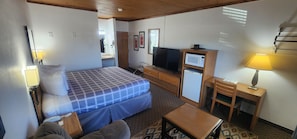 Standard Suite, Courtyard View
