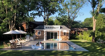 The Sandbox! Completely renovated in-town 3br, 2+ bath with pool & poolhouse.