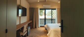 โรงแรมบูทีค รูมซ ลอเรเลส