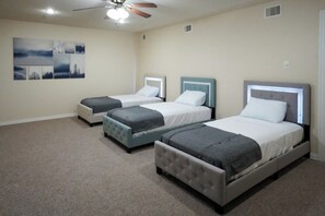 5 Schlafzimmer, WLAN, Bettwäsche
