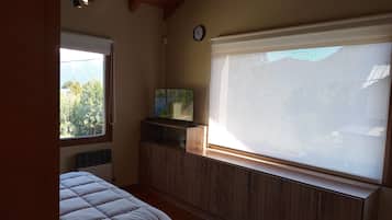2 quartos, Wi-Fi de cortesia, roupa de cama