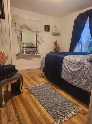 3 bedrooms, WiFi, bed sheets