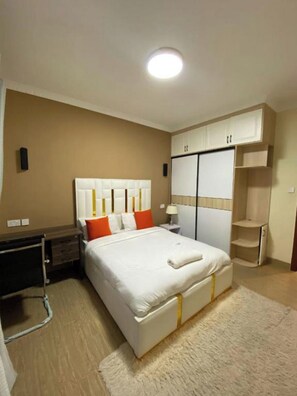 1 sovrum, strykjärn/strykbräda, wi-fi och sängkläder