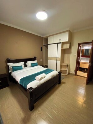 1 bedroom, iron/ironing board, WiFi, bed sheets