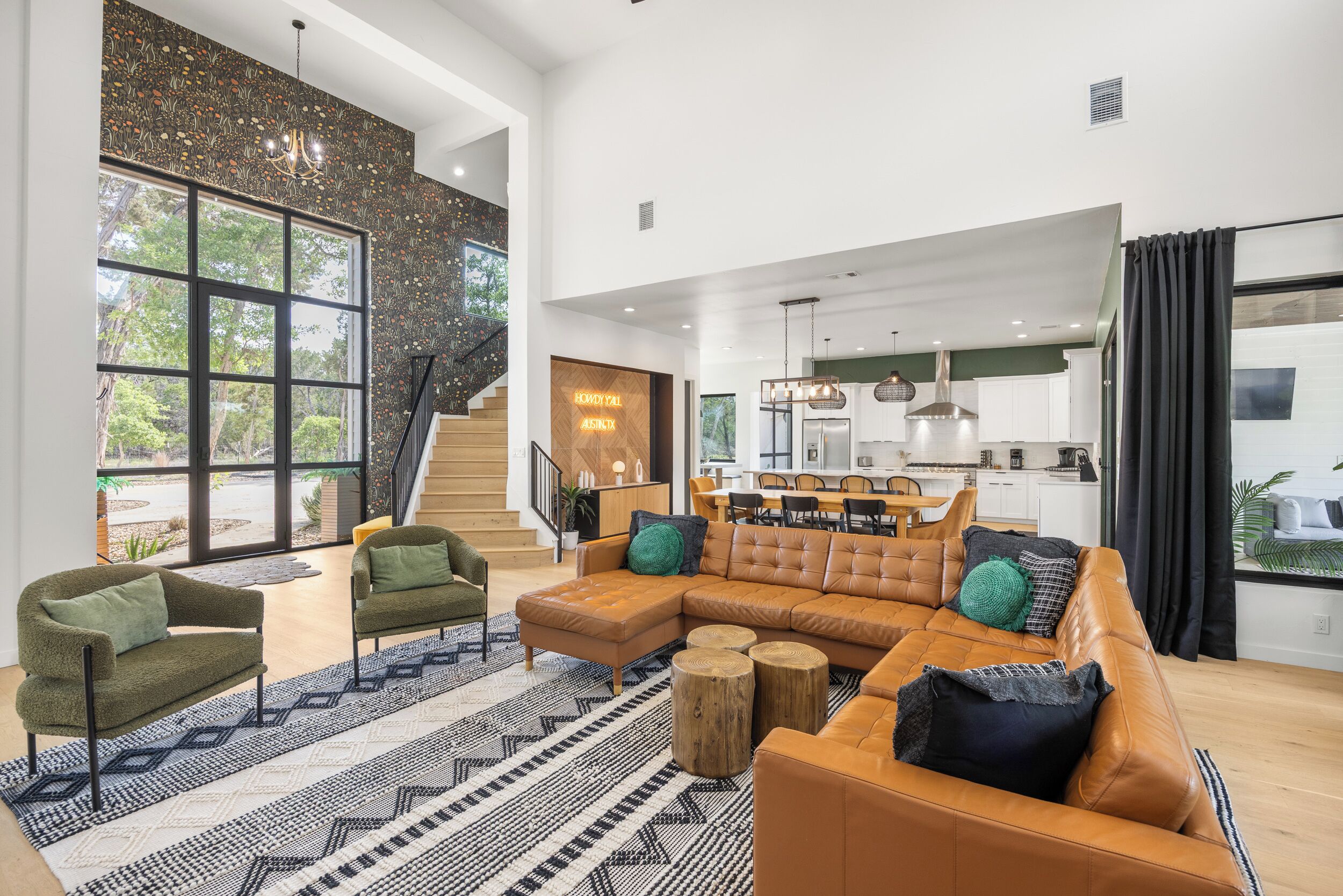 Smart TV, chimenea y tenis de mesa 