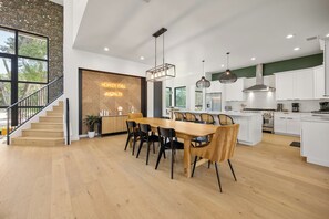 Fridge, microwave, oven, stovetop - Luxe Farmhouse w/ Pool and Spa on 4 Acres (Austin)