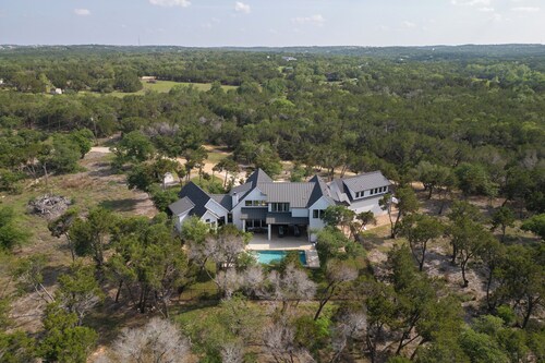 Luxe Farmhouse w/ Pool and Spa on 4 Acres