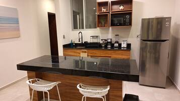 Fridge, microwave, oven, stovetop