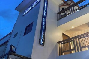 Exterior - Aurora Suites Pasay near Airport (Pasay)