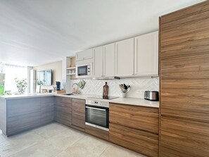 Private kitchen - Cocoon Urbain 10 minutes from CDG Airport (Le Thillay)