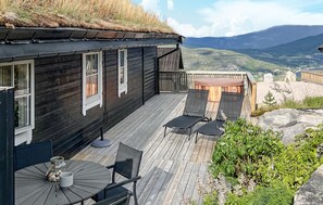 Outdoor dining - 3 bedroom nice home in Vrådal (Vrådal)