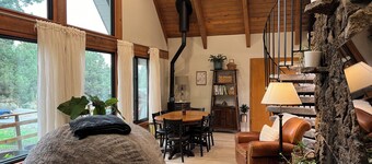 Secluded Luxury: Your Private Farmhouse Homestead Retreat in Bend