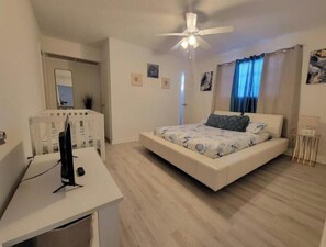 2 bedrooms - Sol Miami # 2 with free parking (Miami)