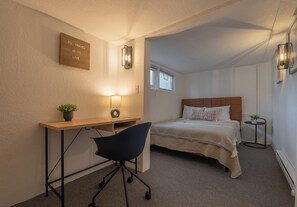 Een strijkplank/strijkijzer, gratis wifi