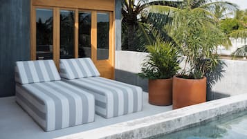 Master Suite Pool View | Private pool