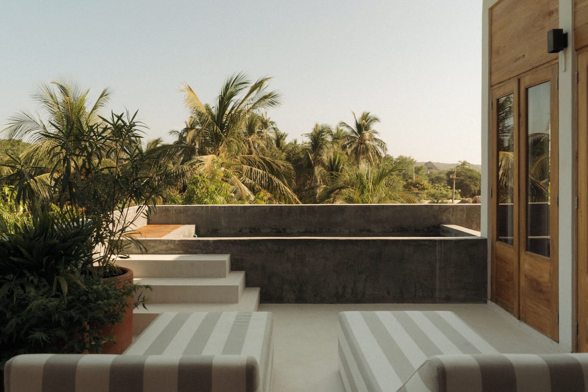 Master Suite Pool View | Egyptian cotton sheets, premium bedding, in-room safe, WiFi (free)