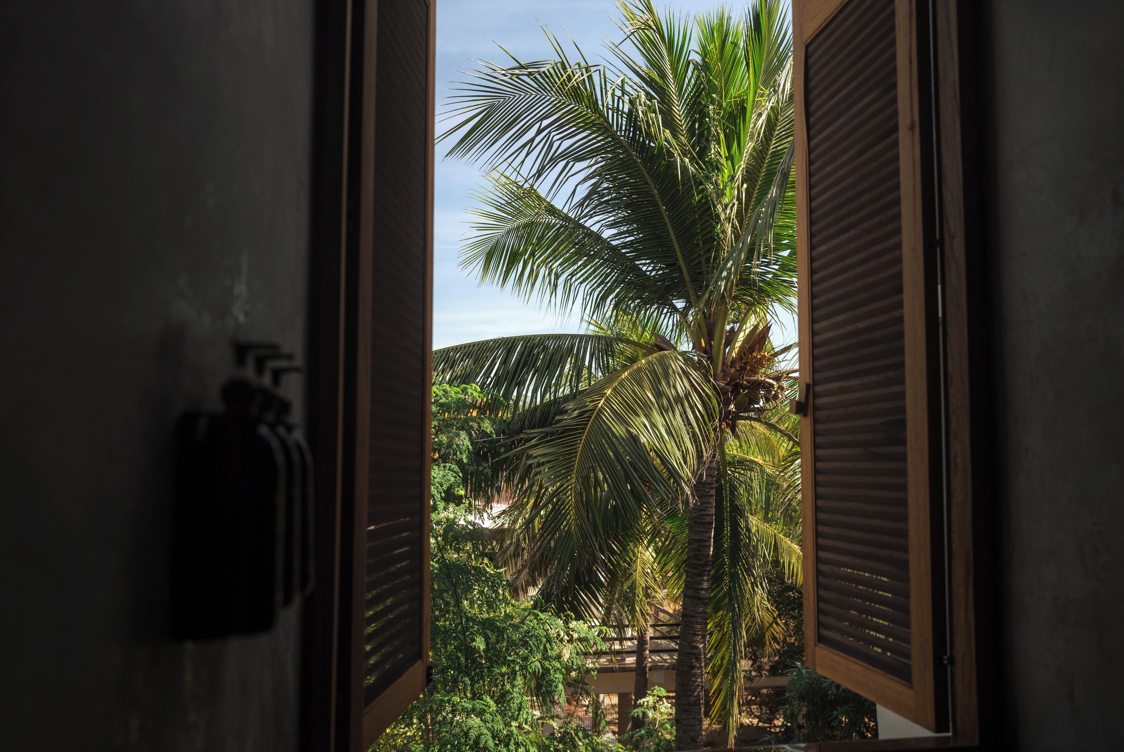 Master Suite Pool View | Bathroom | Shower, hair dryer, bathrobes, towels