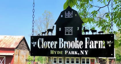 Hudson Valley Farm Getaway-East/Alpaca Lane-Apt 1